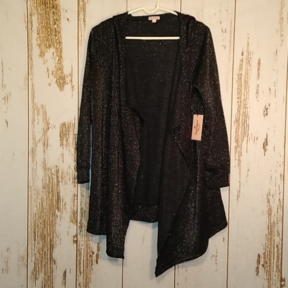 Juicy Couture Sweaters - NWT Juicy Couture hooded cardigan